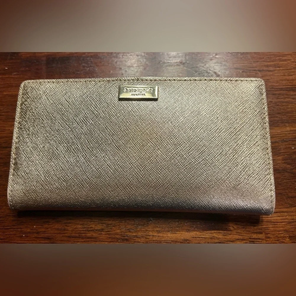 Kate Spade New York Laurel Way Stacy Wallet